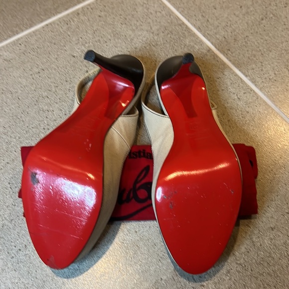 Preowned Christian Louboutin Canvas peep toe sandal 39.5EU - Picture 7 of 7